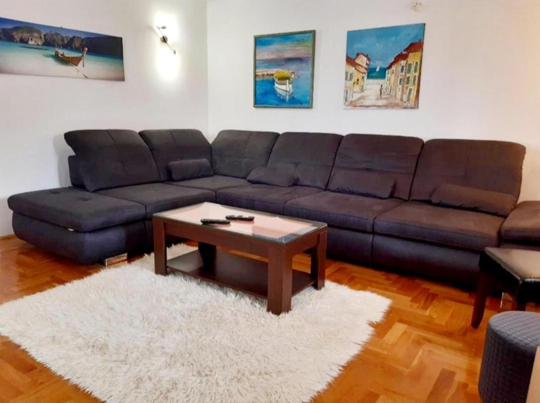 Apartment Antonella Fasana ฟาชานา ภายนอก รูปภาพ